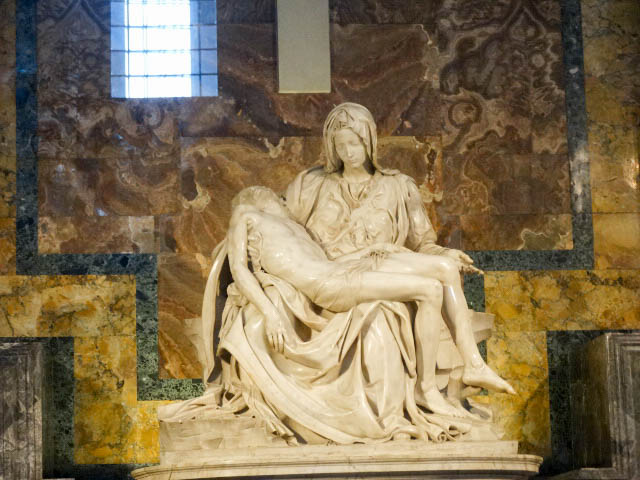 Pieta Michelangelo