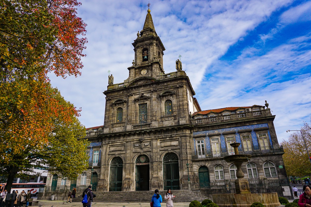 Biserica Sfanta Treime Porto