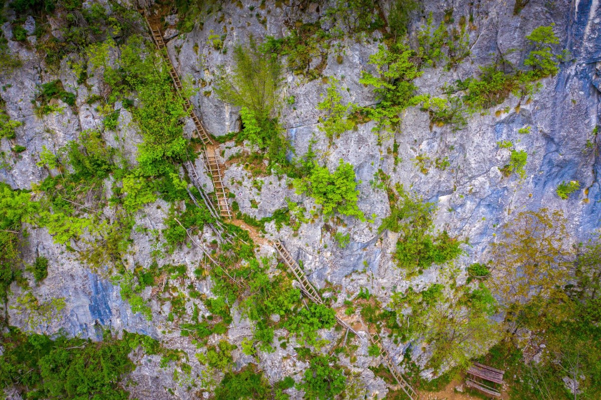 Romania Catunul Inelet