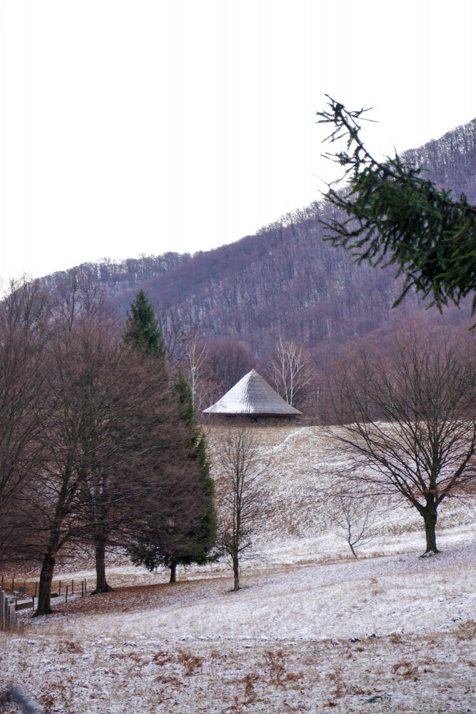Manastirea Prislop Peisaje Calatorie